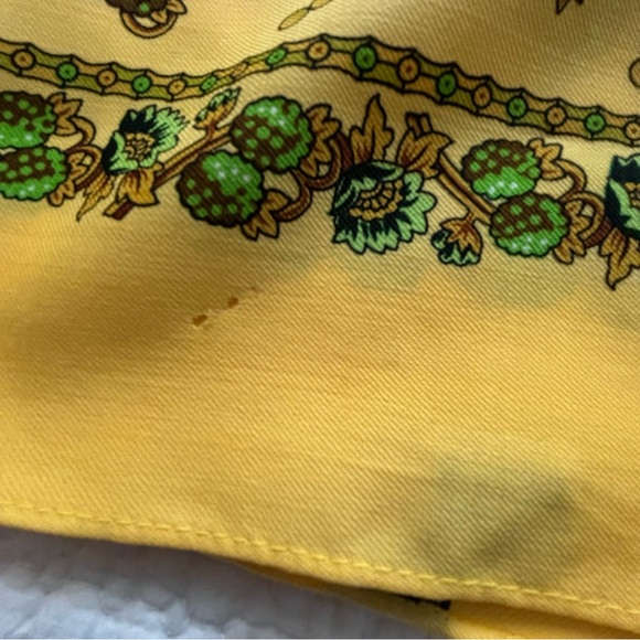 2 Laine Vintage 100% Wool Scarves Swiss and Japanese made - Picture 10 of 12